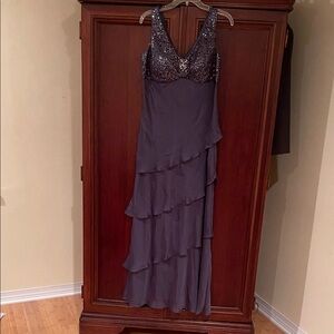 Elegant gray Sleeveless Evening Dress size 14